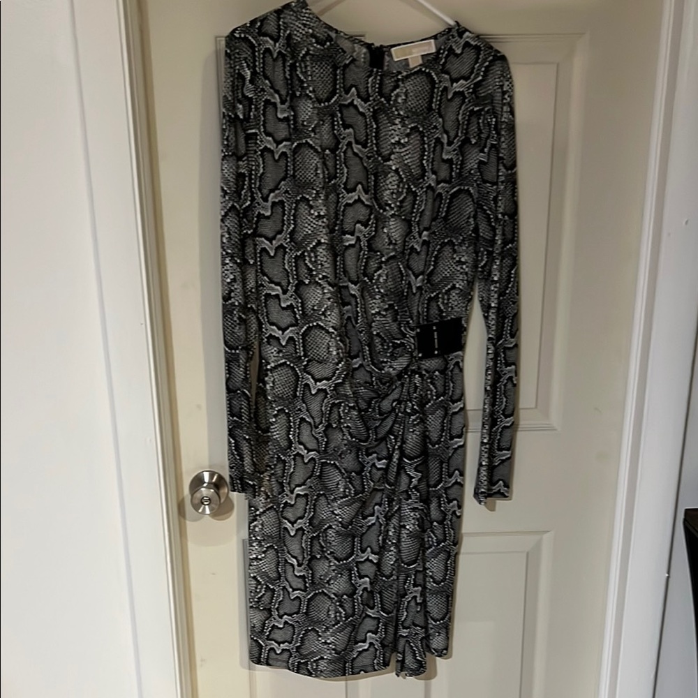 Black and White Long Sleeve Wrap Dress for Cocktail